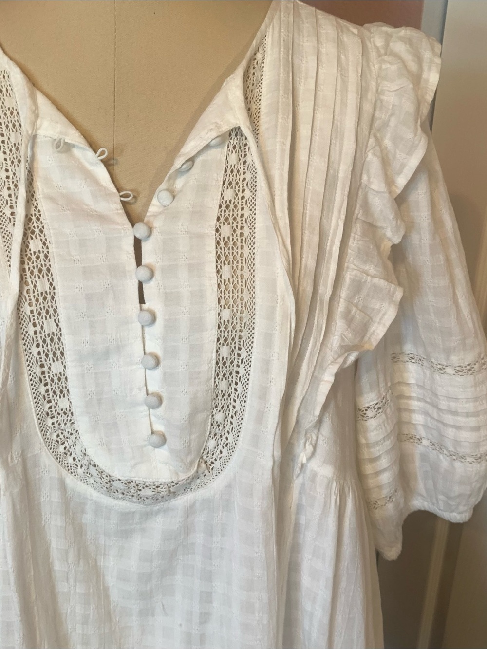 AMERICAN EAGLE OUTFITTERS White Ruffled Boho Tiered Dress - Picture 2 of 11